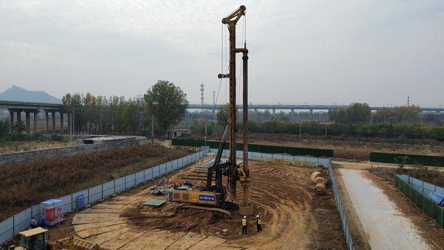 國內(nèi)最大跨徑不平衡轉(zhuǎn)體耐候鋼箱梁T構(gòu)橋開工建設(shè):耐候鋼板